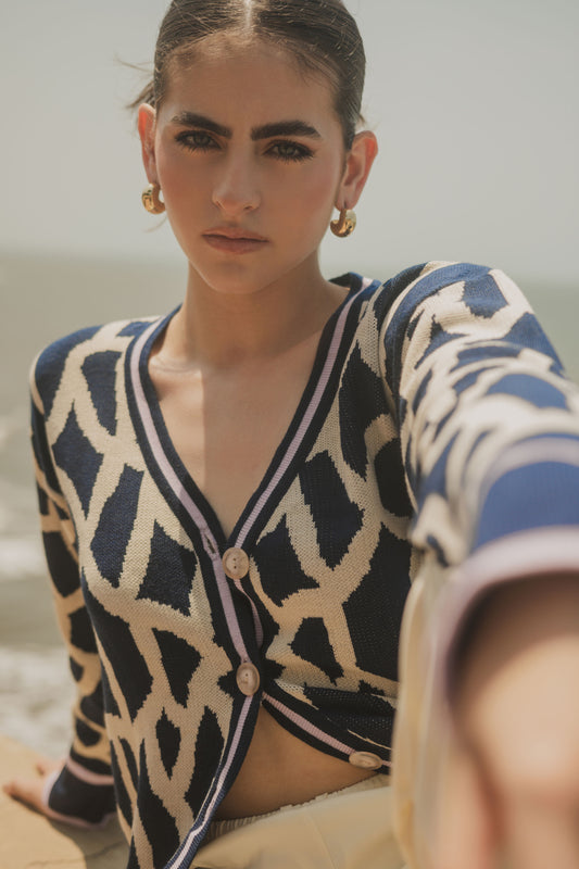 Cardigan Aura
